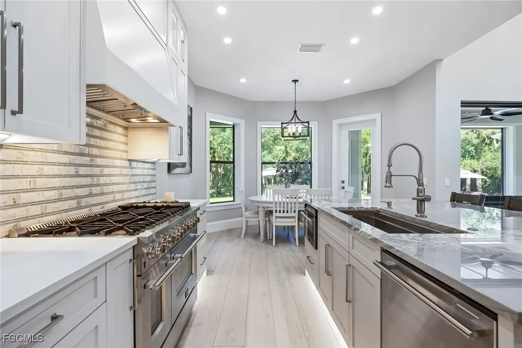 4030 Horse Creek Boulevard Fort Myers FL 33905