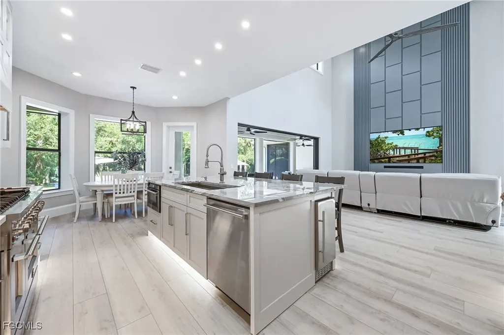 4030 Horse Creek Boulevard Fort Myers FL 33905