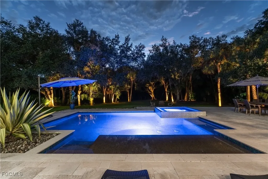 4030 Horse Creek Boulevard Fort Myers FL 33905