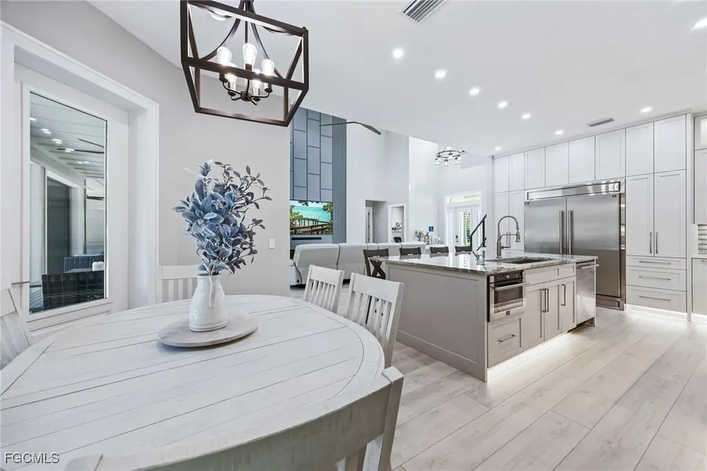 4030 Horse Creek Boulevard Fort Myers FL 33905