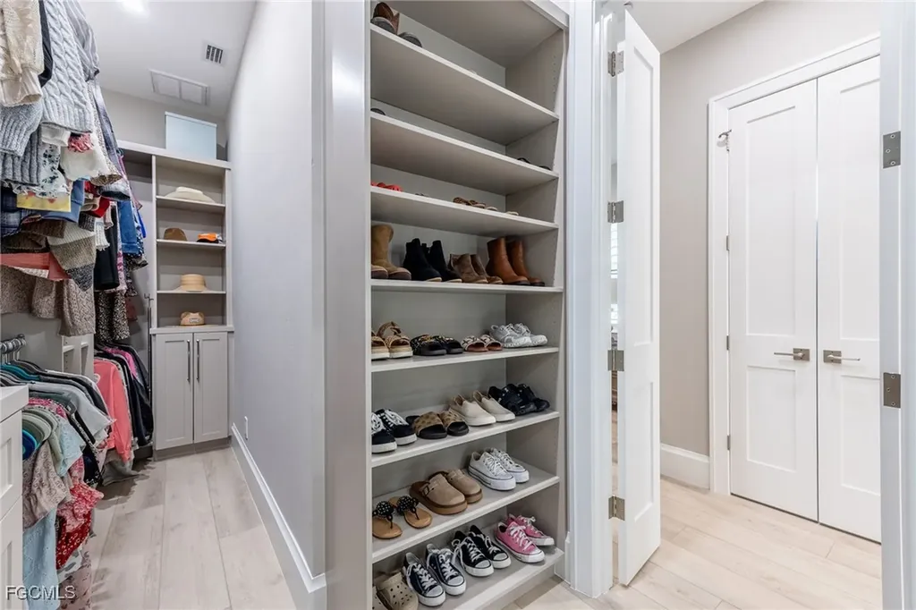 4030 Horse Creek Boulevard Fort Myers FL 33905