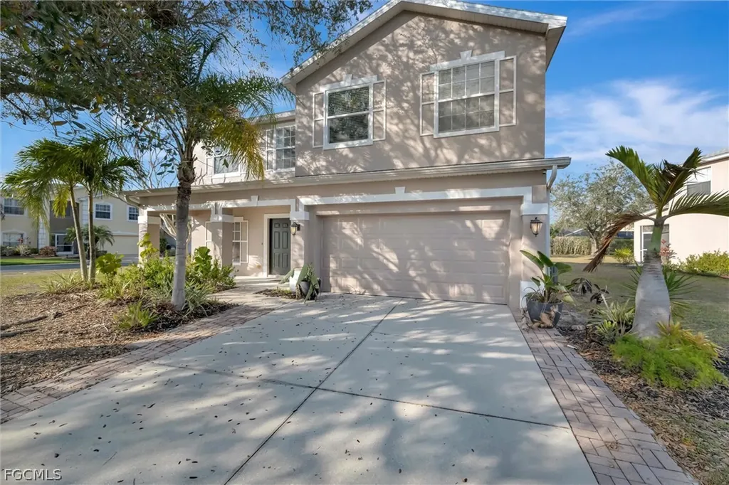 8860 Falcon Pointe Loop Fort Myers FL 33912