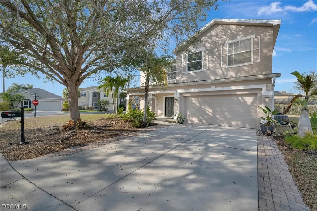8860 Falcon Pointe Loop Fort Myers FL 33912