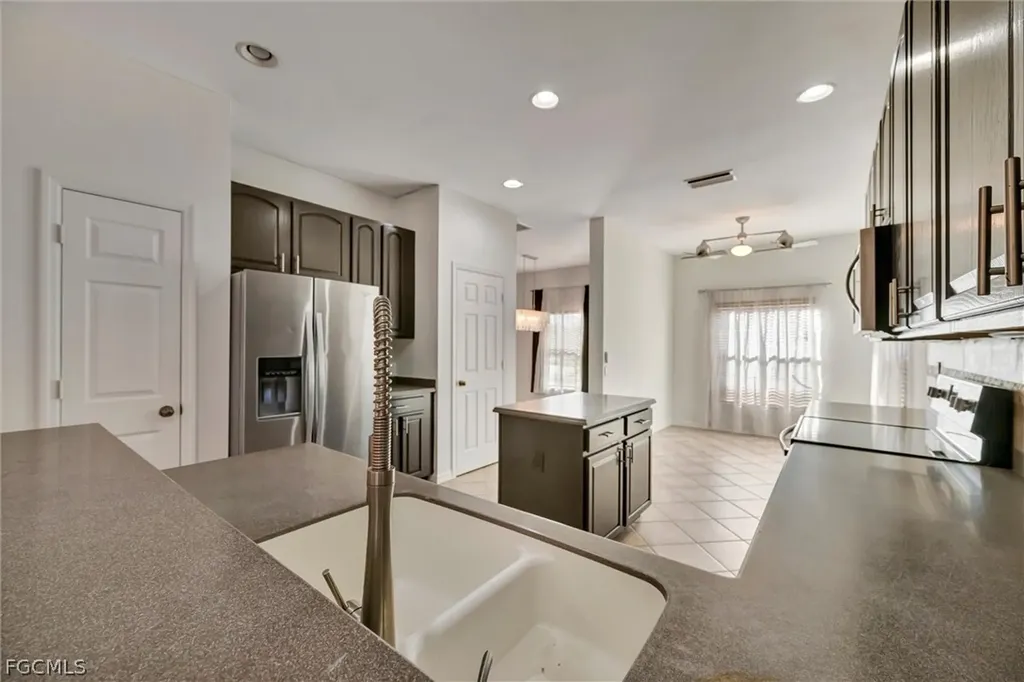 8860 Falcon Pointe Loop Fort Myers FL 33912