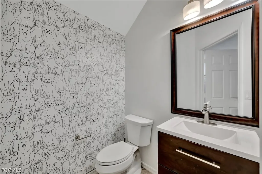 8860 Falcon Pointe Loop Fort Myers FL 33912