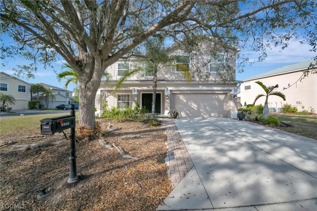 8860 Falcon Pointe Loop Fort Myers FL 33912