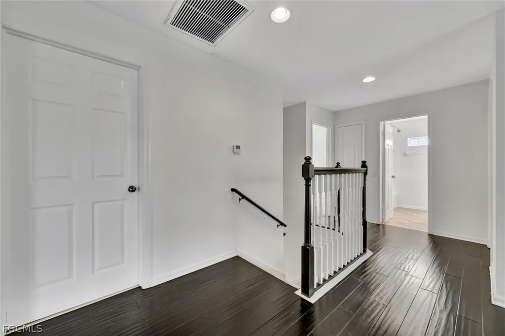 8860 Falcon Pointe Loop Fort Myers FL 33912