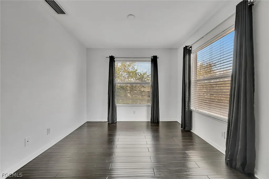 8860 Falcon Pointe Loop Fort Myers FL 33912