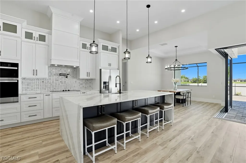 3417 Gulfstream Parkway Cape Coral FL 33993