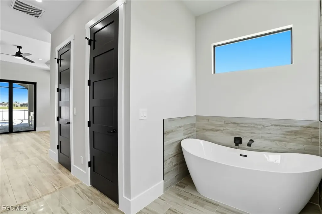 3417 Gulfstream Parkway Cape Coral FL 33993