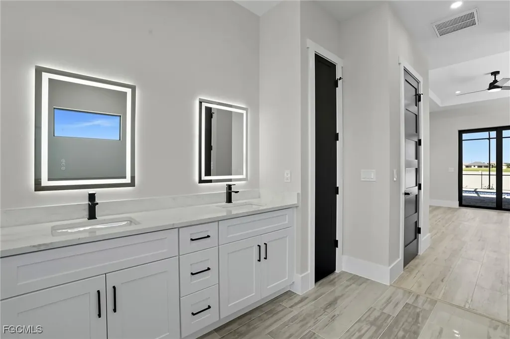 3417 Gulfstream Parkway Cape Coral FL 33993