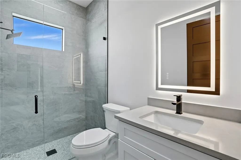 3417 Gulfstream Parkway Cape Coral FL 33993