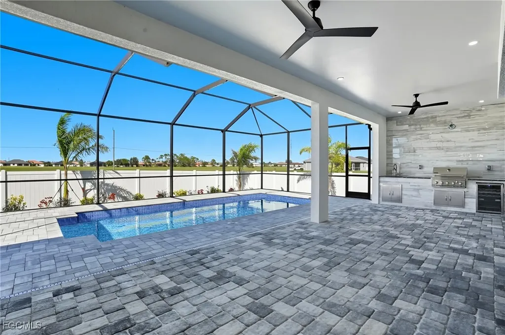 3417 Gulfstream Parkway Cape Coral FL 33993