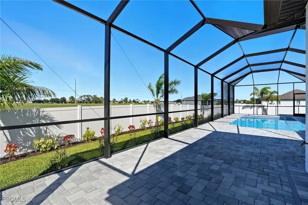 3417 Gulfstream Parkway Cape Coral FL 33993