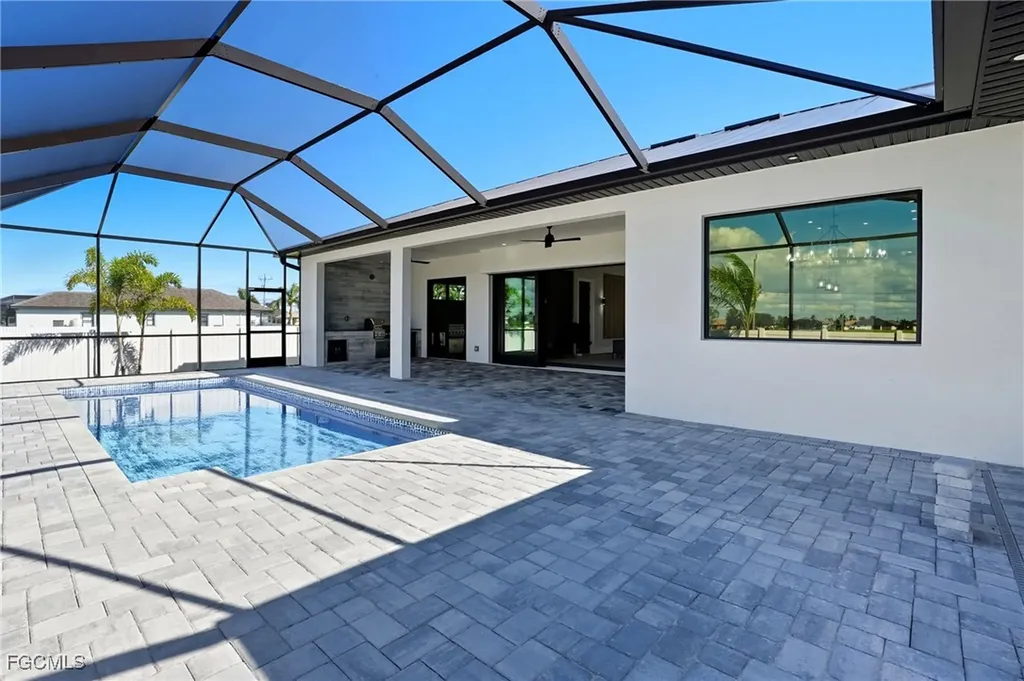 3417 Gulfstream Parkway Cape Coral FL 33993