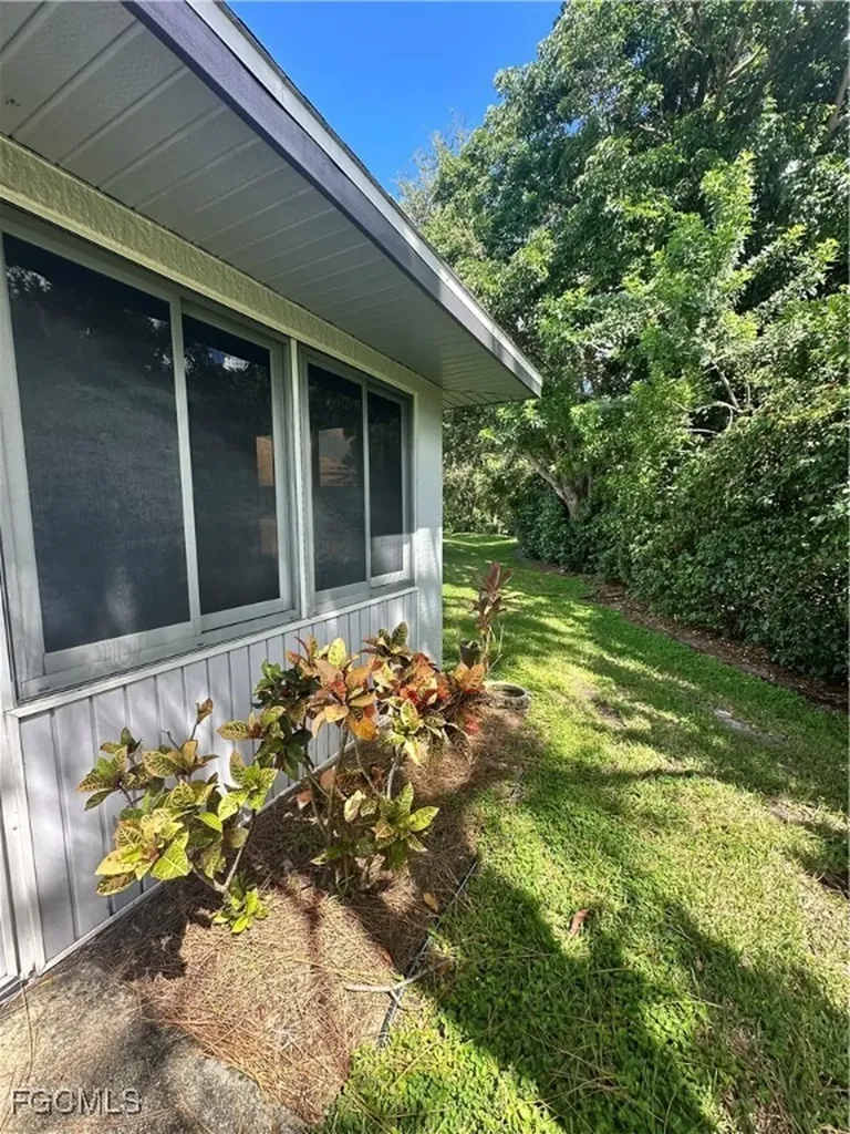 10635 Windsmont Court Lehigh Acres FL 33936