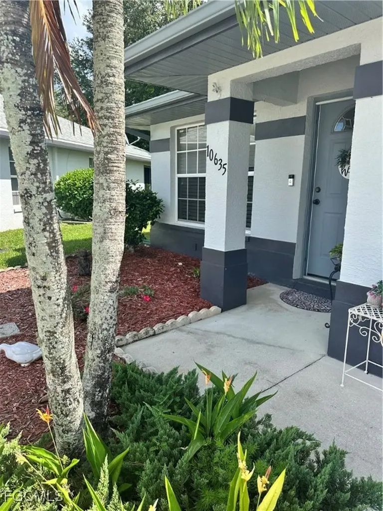 10635 Windsmont Court Lehigh Acres FL 33936