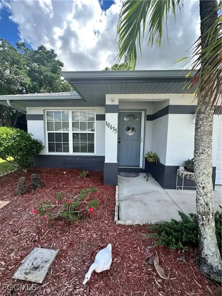 10635 Windsmont Court Lehigh Acres FL 33936