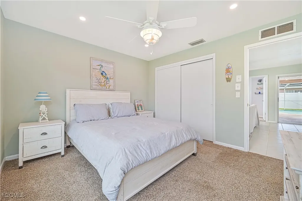 1462 N Larkwood Square Fort Myers FL 33919