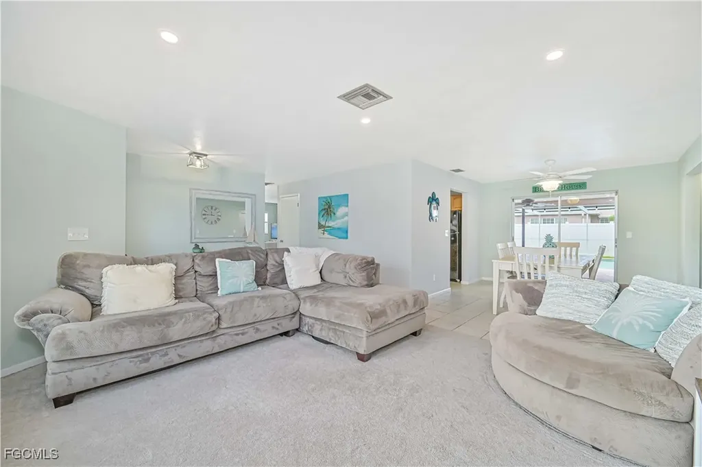 1462 N Larkwood Square Fort Myers FL 33919