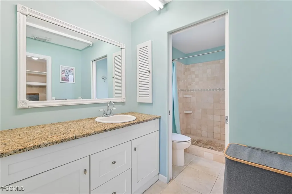 1462 N Larkwood Square Fort Myers FL 33919