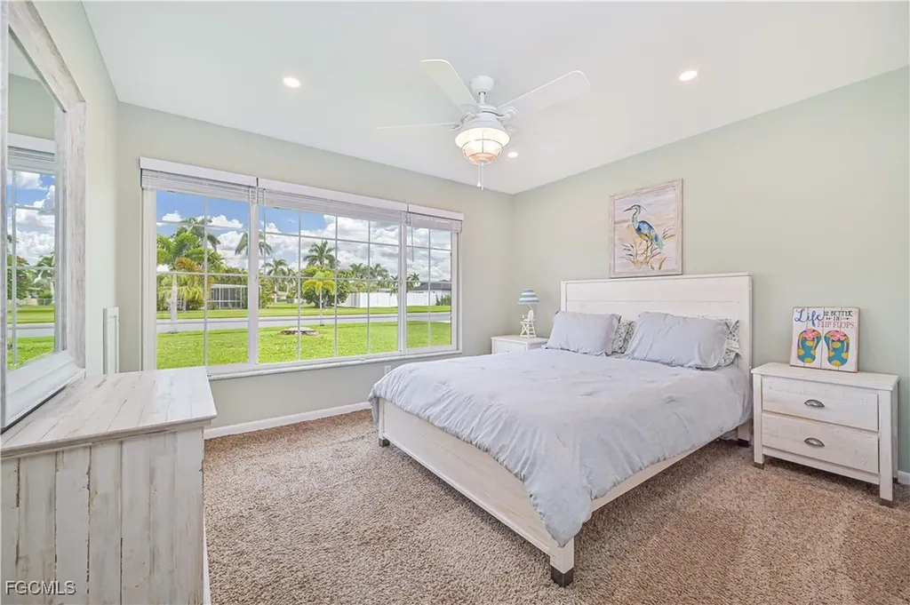 1462 N Larkwood Square Fort Myers FL 33919