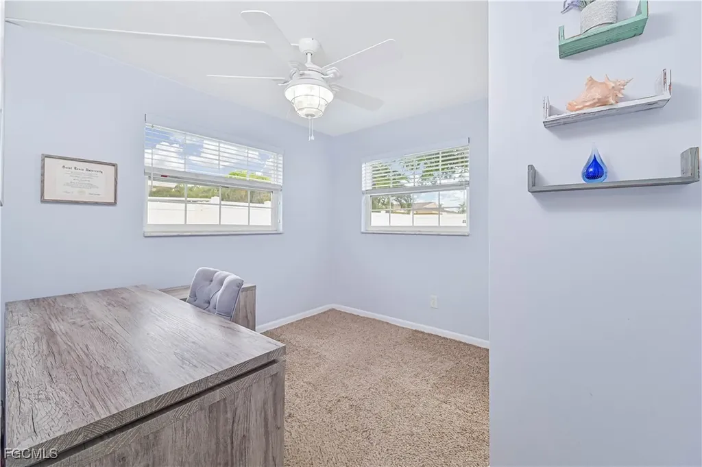 1462 N Larkwood Square Fort Myers FL 33919
