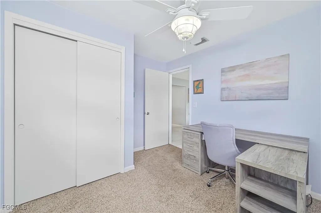 1462 N Larkwood Square Fort Myers FL 33919