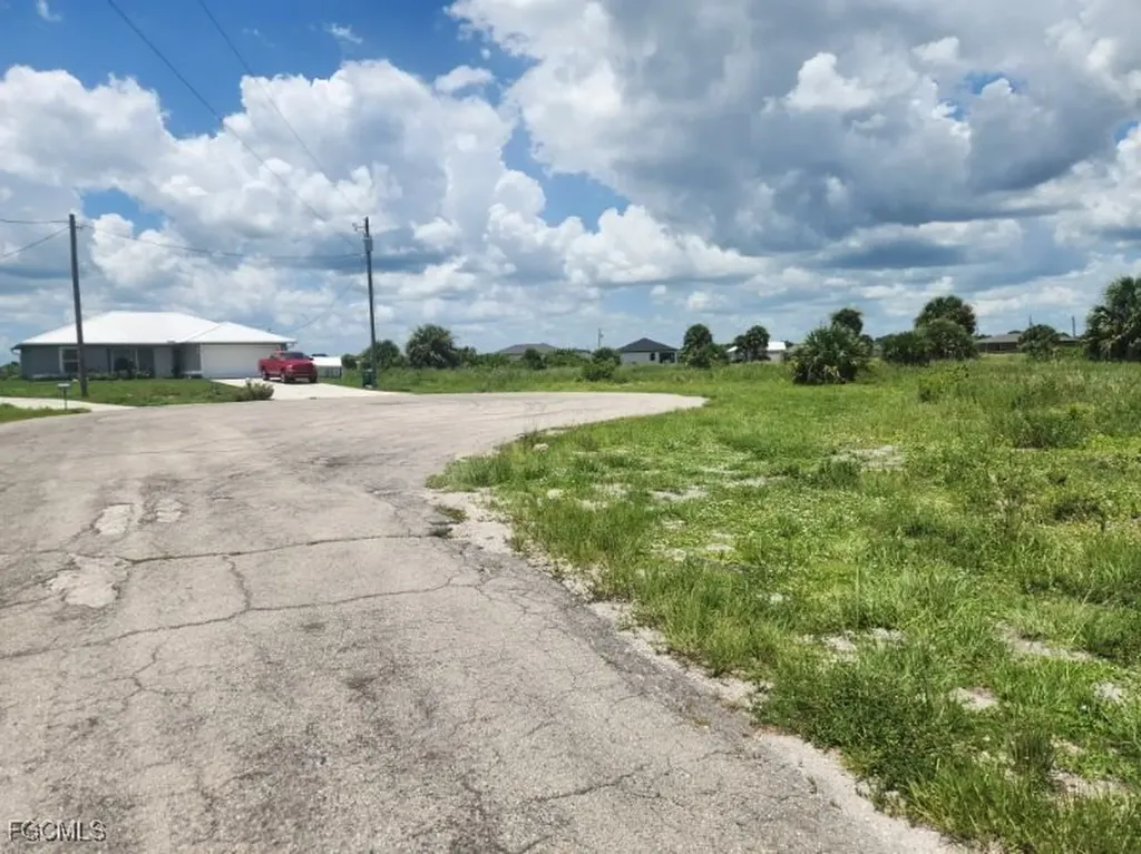 Saturn Court Labelle FL 33935