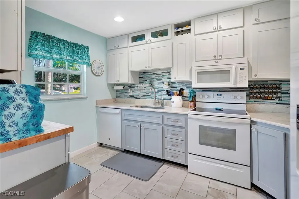 1374 Bunker Way Fort Myers FL 33919