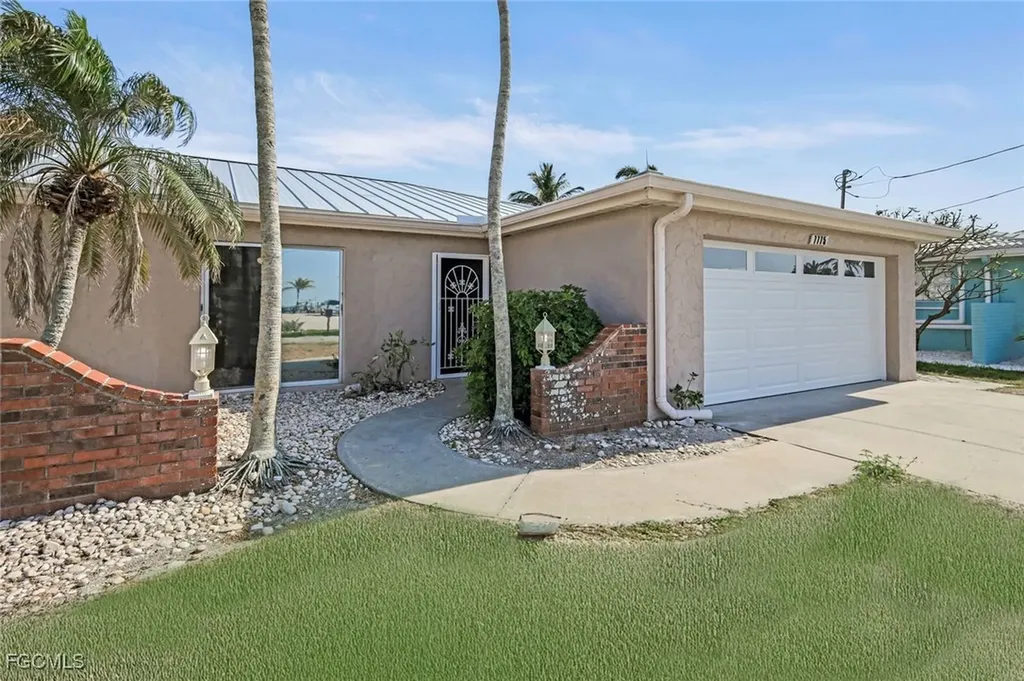 7775 Bocilla Lane Bokeelia FL 33922