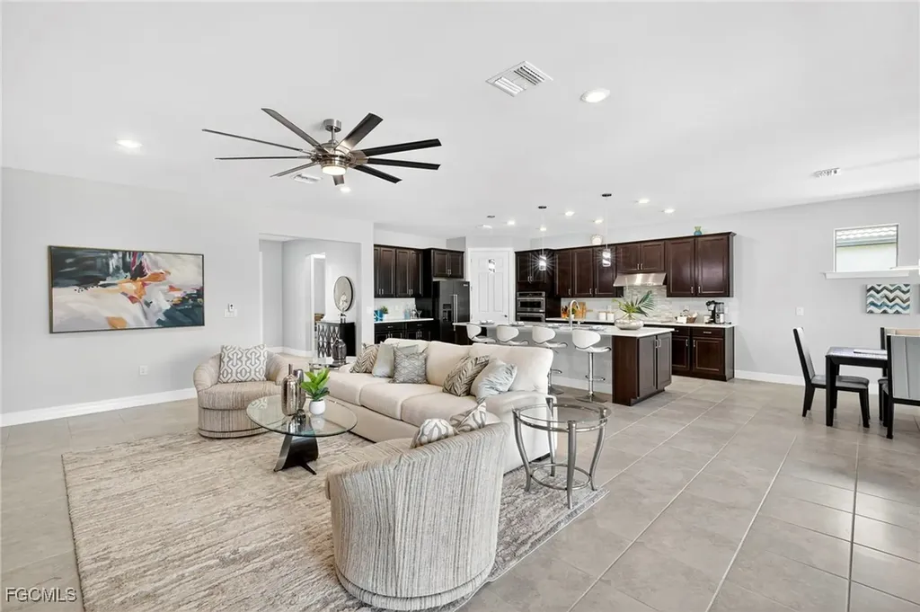 11283 Thurston Chase Fort Myers FL 33913