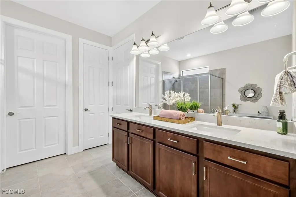 11283 Thurston Chase Fort Myers FL 33913