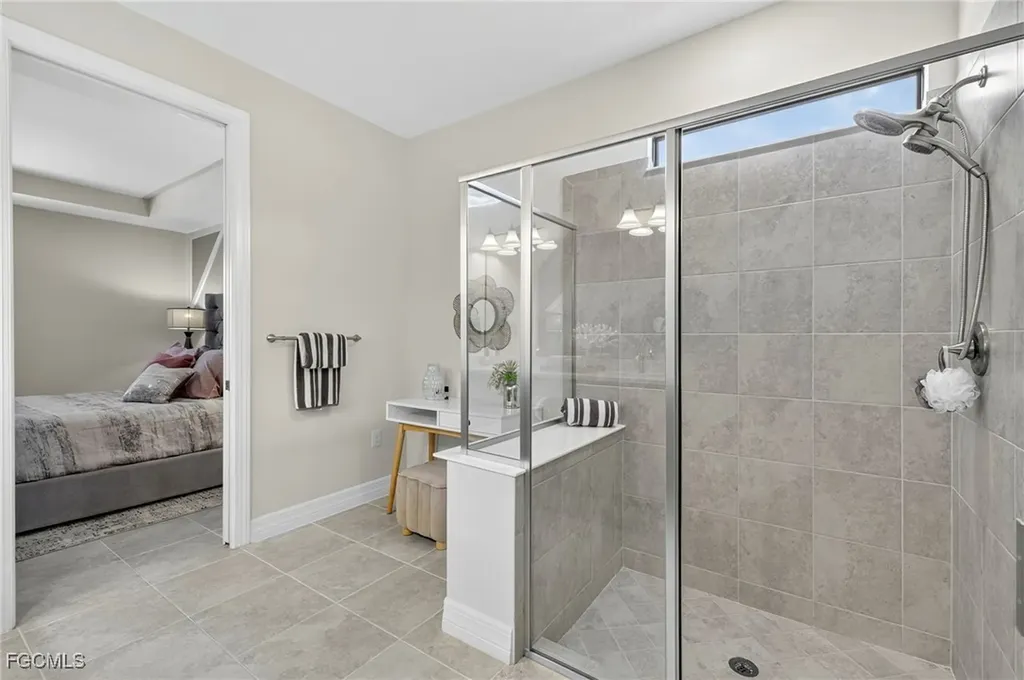 11283 Thurston Chase Fort Myers FL 33913