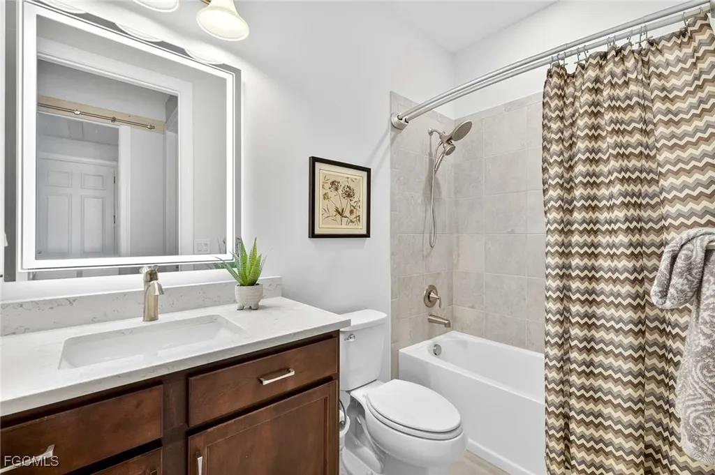 11283 Thurston Chase Fort Myers FL 33913