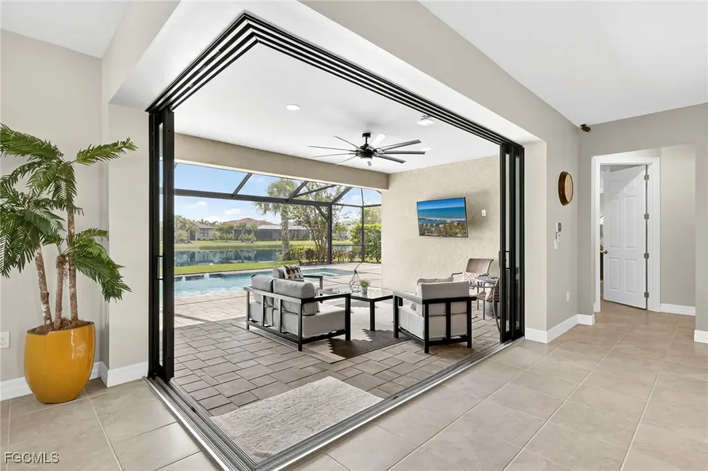 11283 Thurston Chase Fort Myers FL 33913