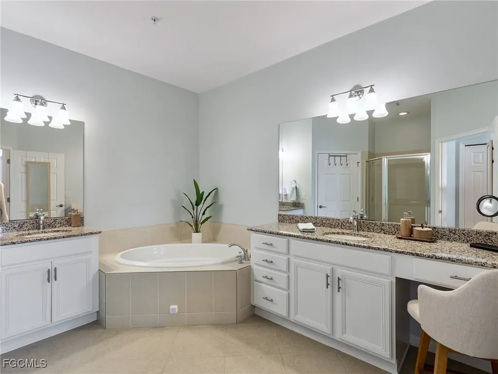 10260 Glastonbury Circle Fort Myers FL 33913