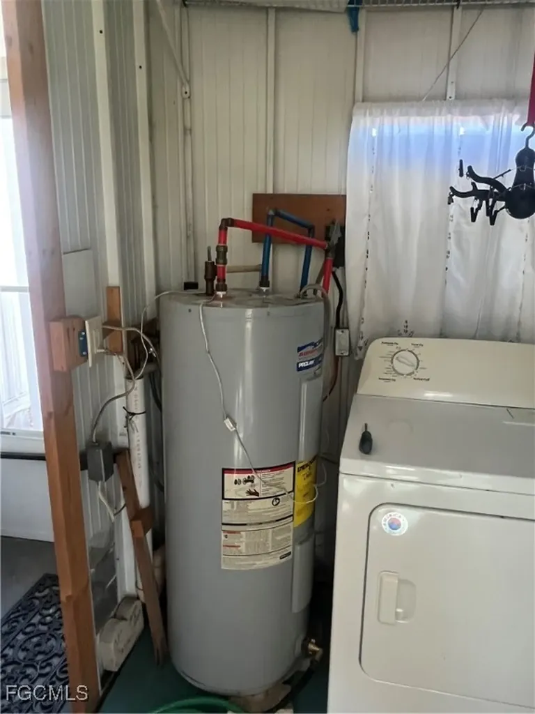 3142 Mercury Lane North Fort Myers FL 33903