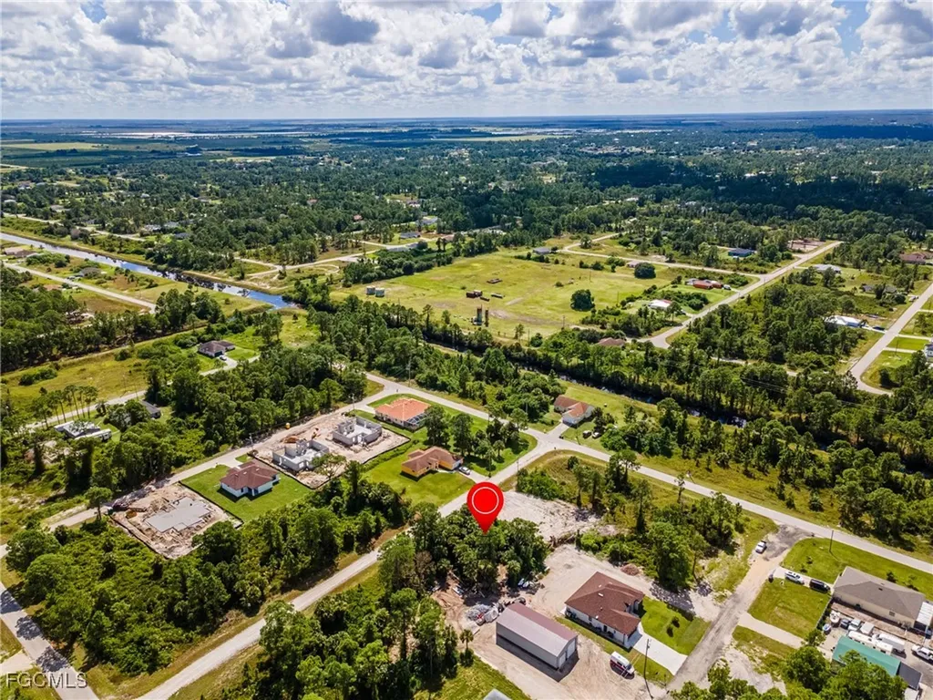 626 Bond Avenue S Lehigh Acres FL 33974