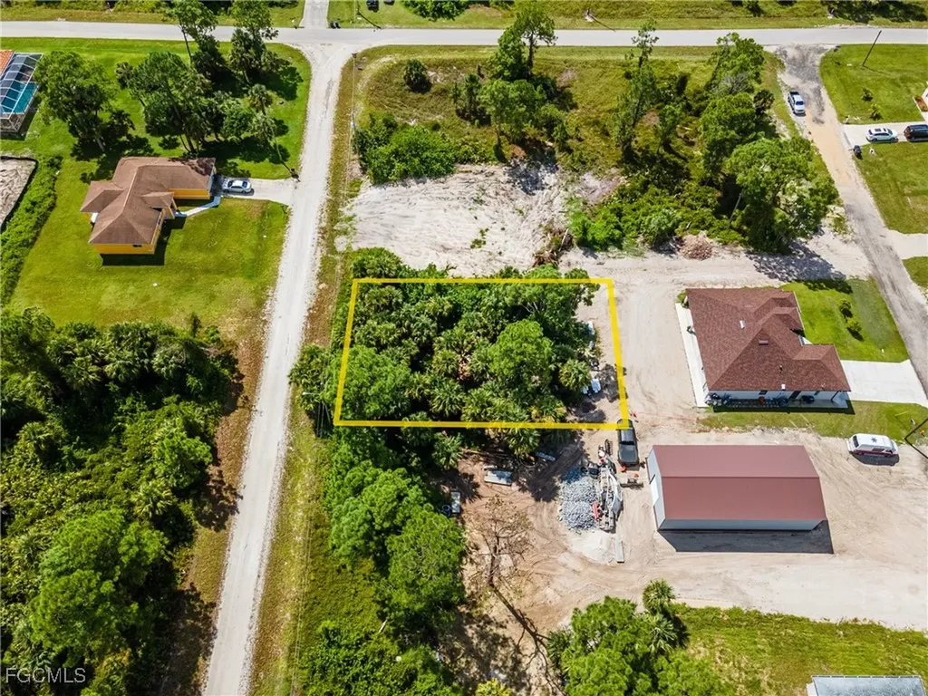 626 Bond Avenue S Lehigh Acres FL 33974