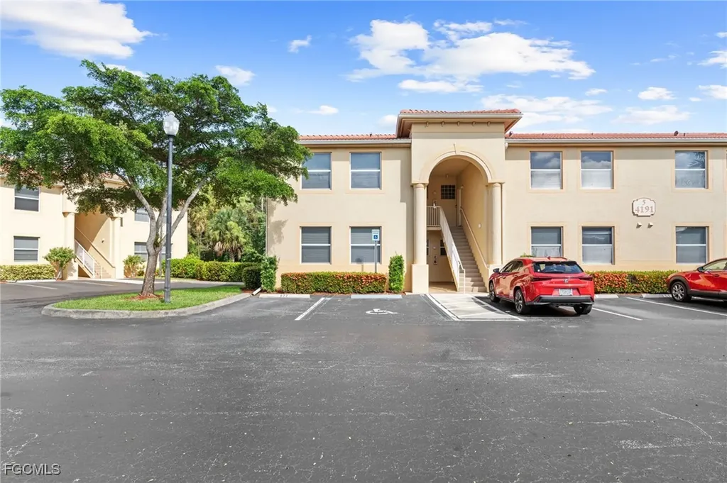 4191 Bellasol Circle Fort Myers FL 33916