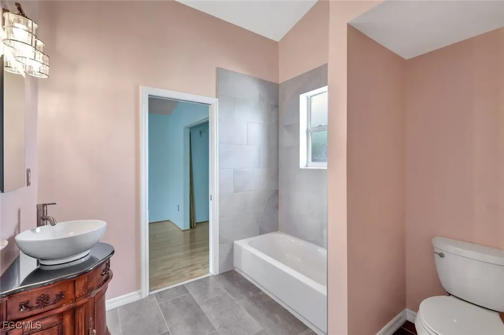 8297 San Marcos Fort Myers FL 33919