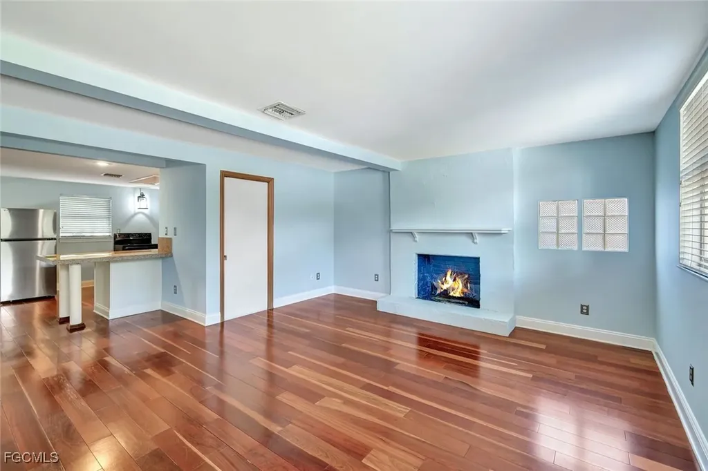 8297 San Marcos Fort Myers FL 33919