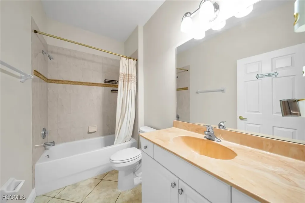 621 NW 37th Avenue Cape Coral FL 33993