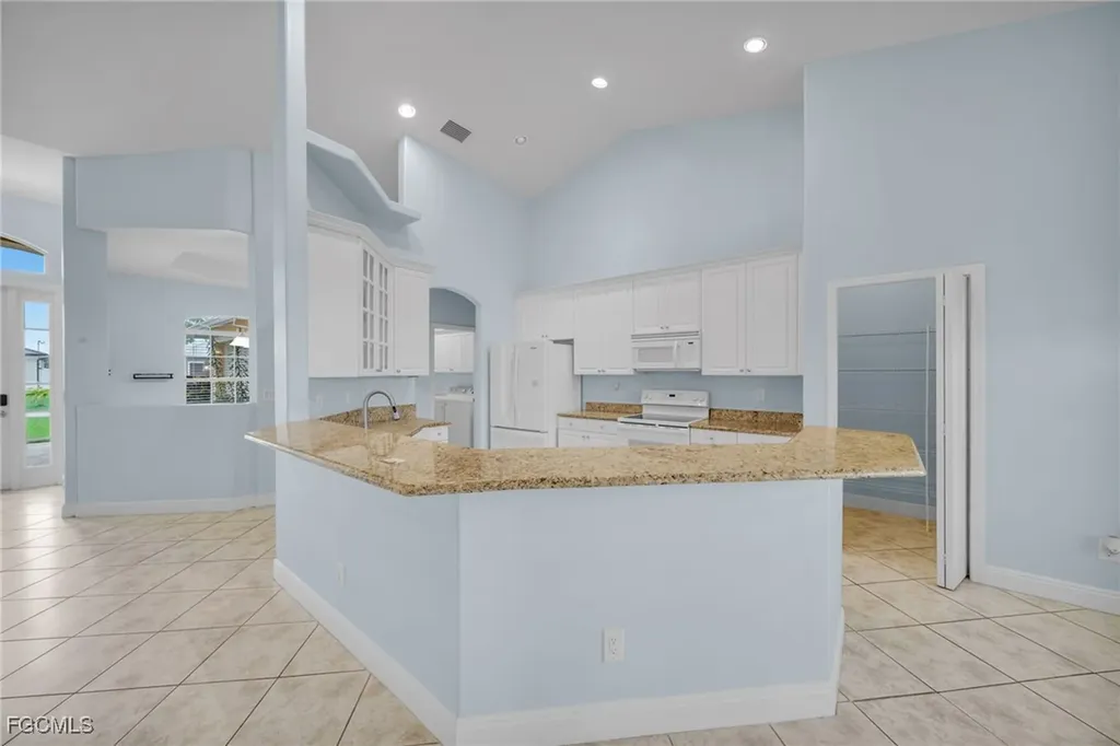 621 NW 37th Avenue Cape Coral FL 33993