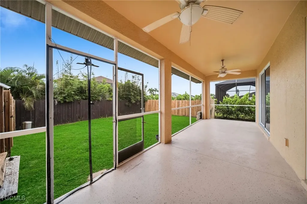 621 NW 37th Avenue Cape Coral FL 33993