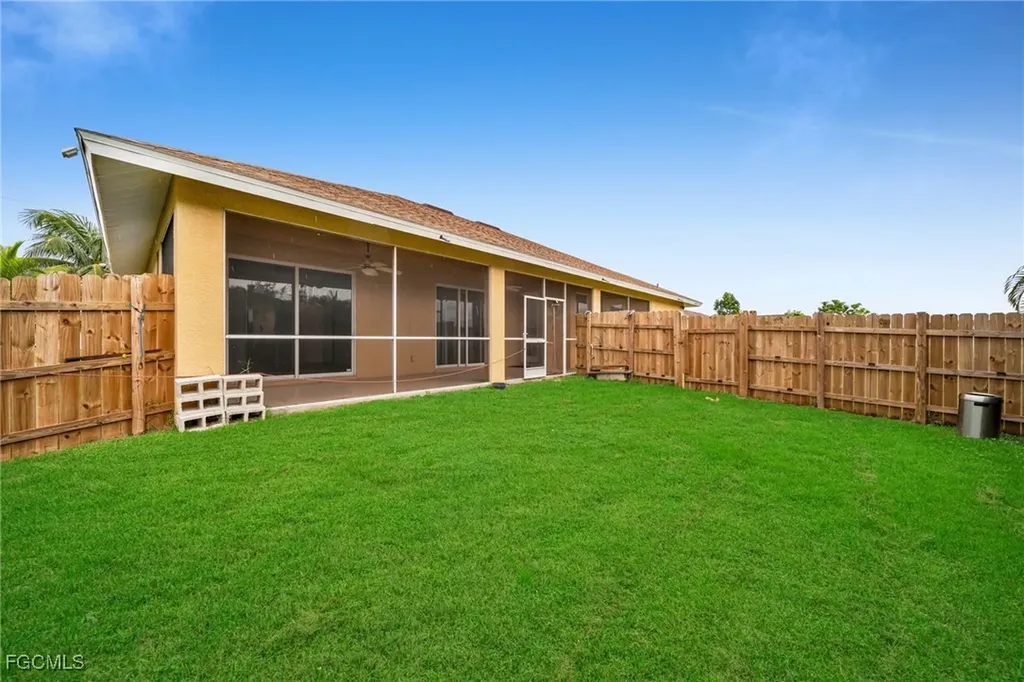 621 NW 37th Avenue Cape Coral FL 33993