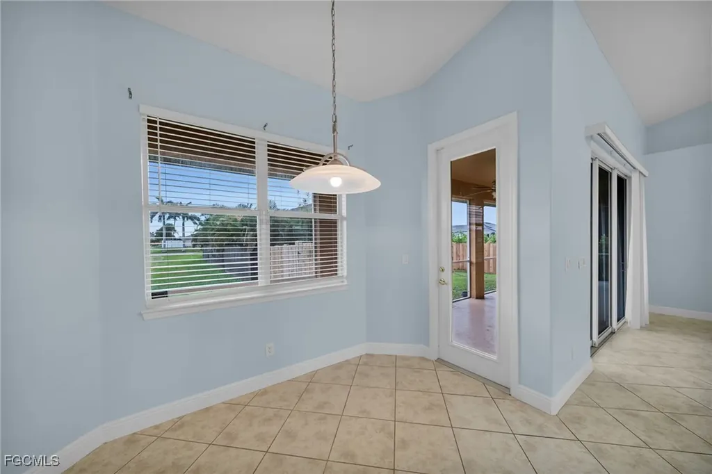 621 NW 37th Avenue Cape Coral FL 33993