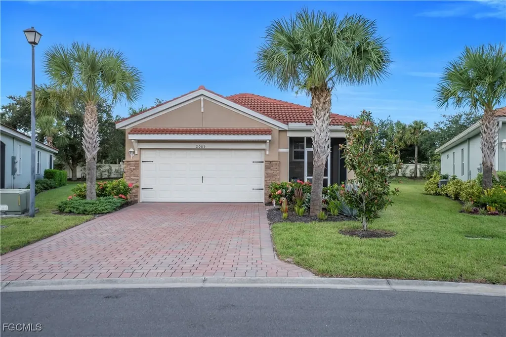 2065 Summersweet Drive Alva FL 33920