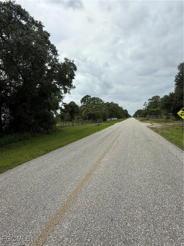 390 Hunting Club Avenue Clewiston FL 33440